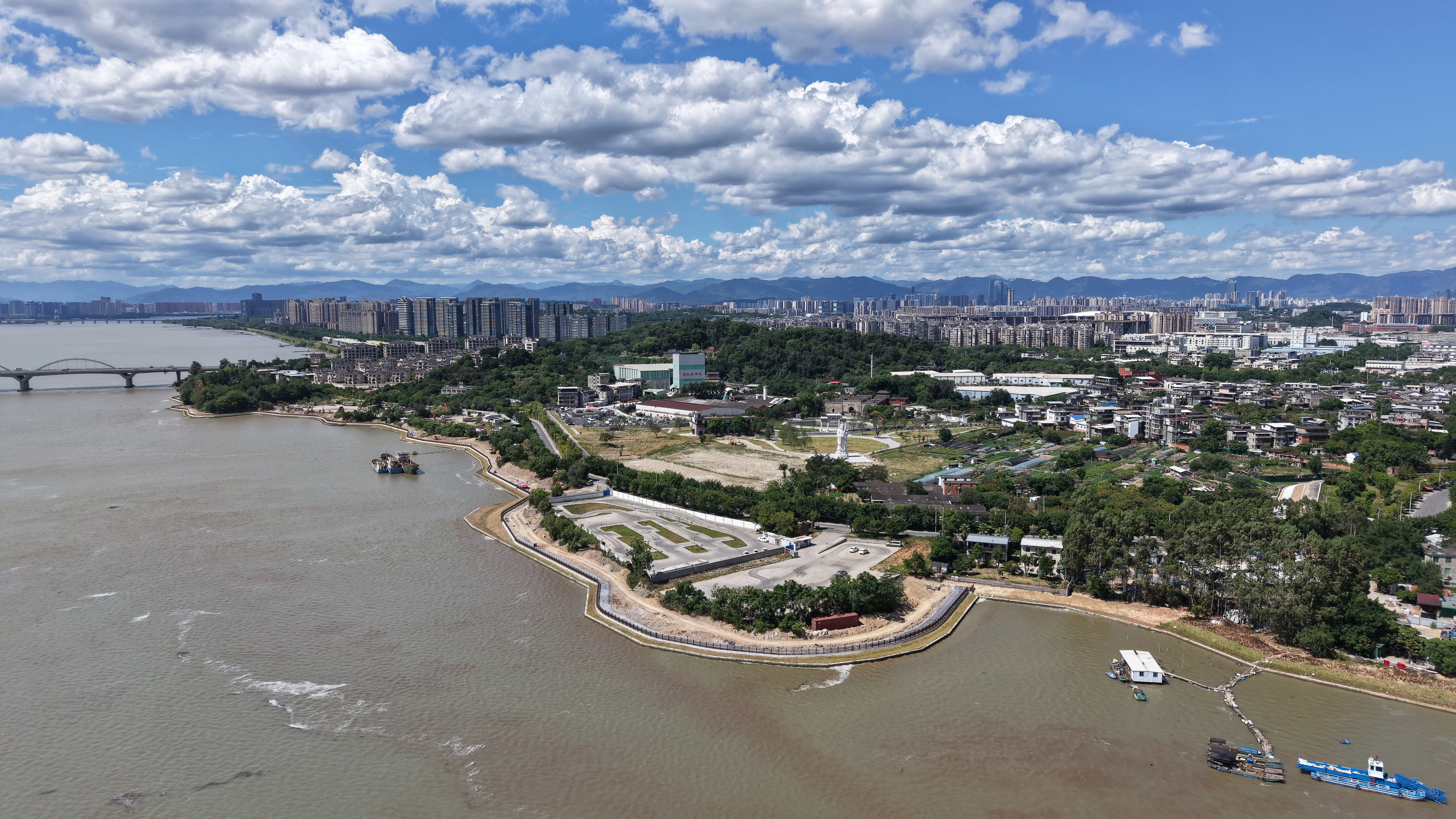 华川驾训 · 明顺驾校一比一模拟场（盖山校区）训练场